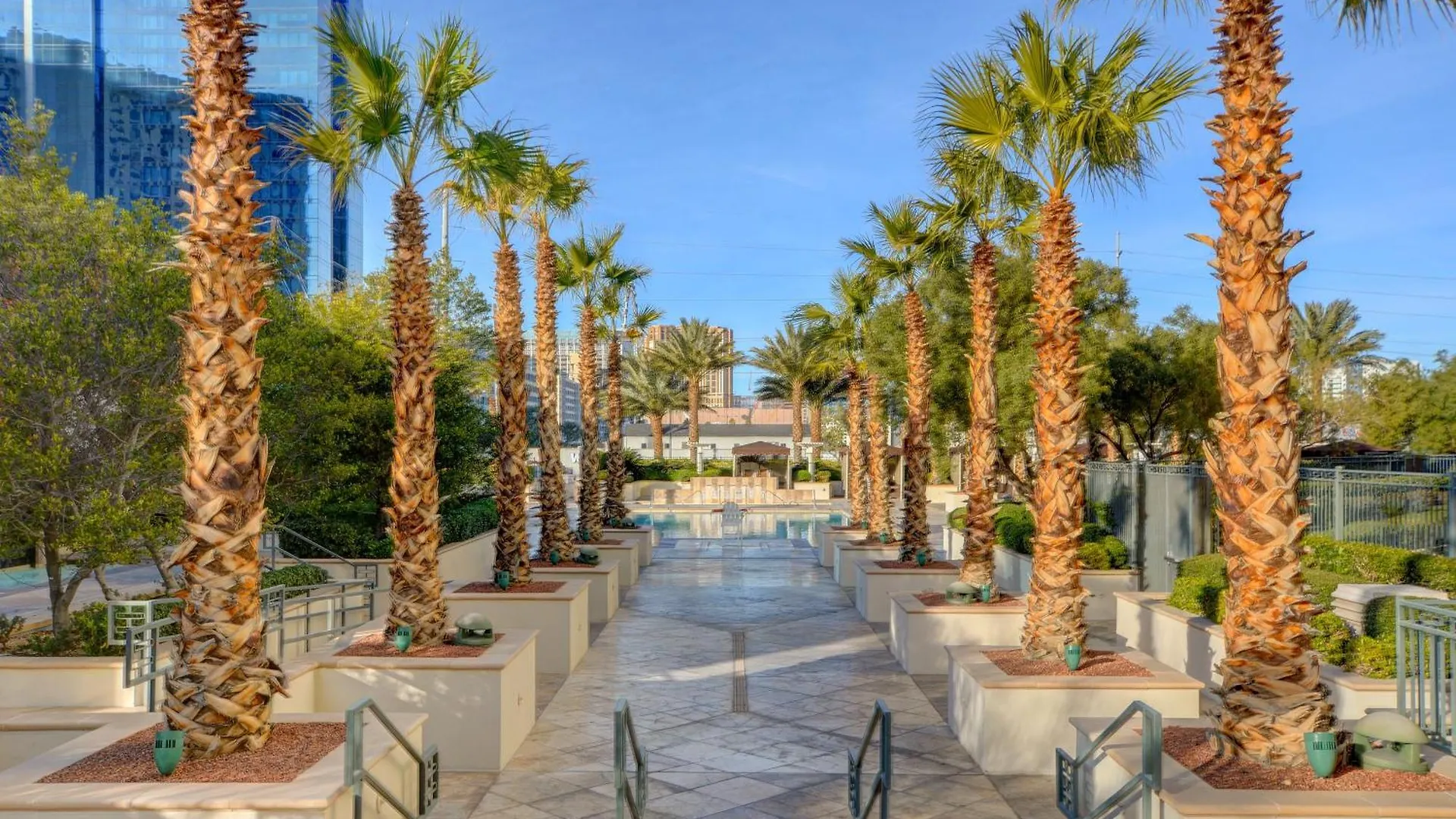 Aparthotel Balcony Strip View Suite * Mgm Signature Tower 3 Las Vegas