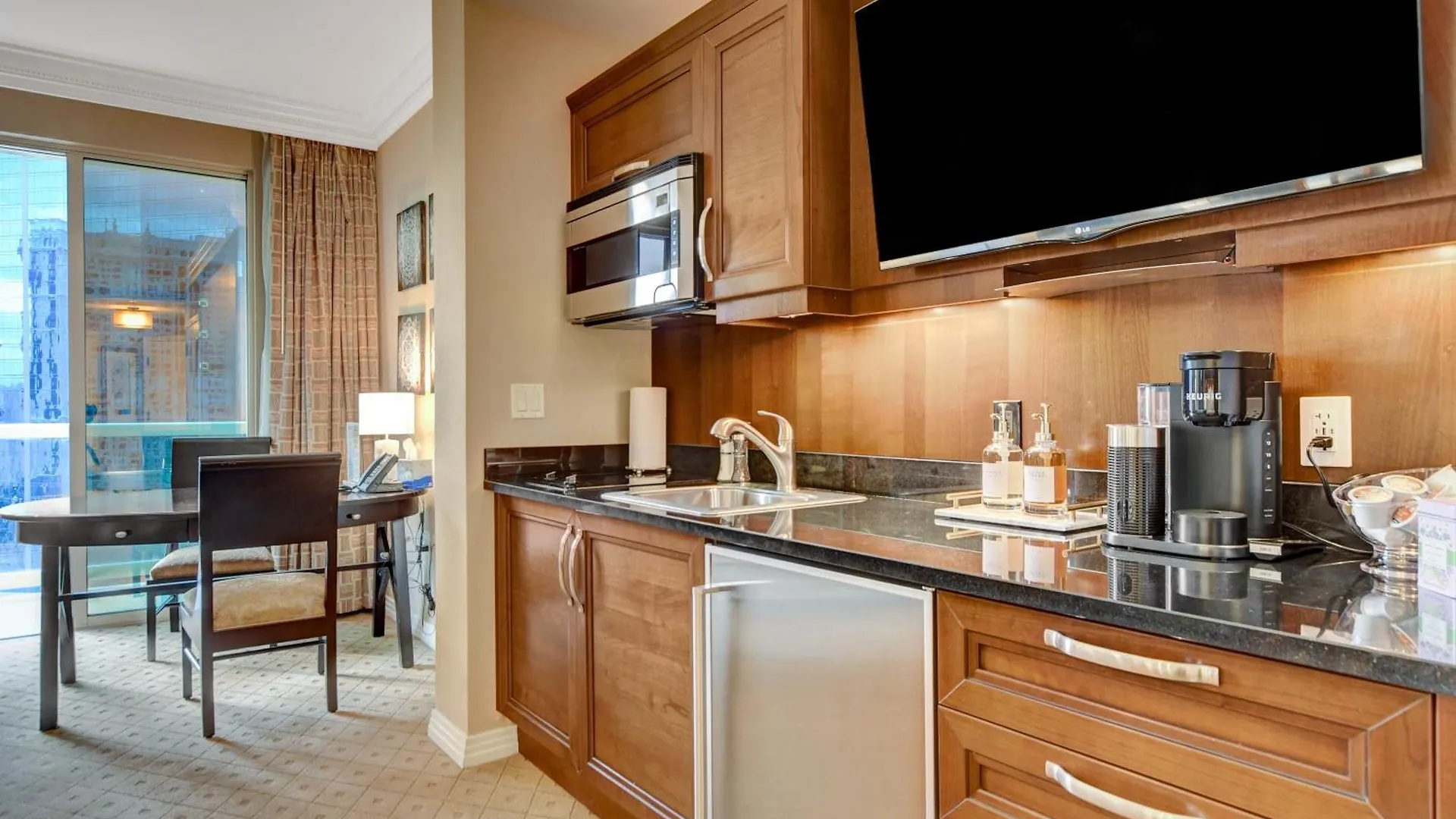 Aparthotel Balcony Strip View Suite * Mgm Signature Tower 3 Las Vegas United States